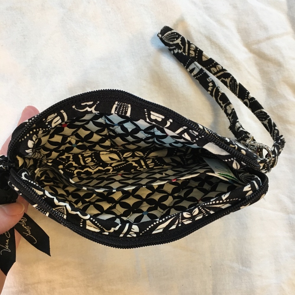 Vera Bradley Barcelona Wristlet - Picture 5 of 7